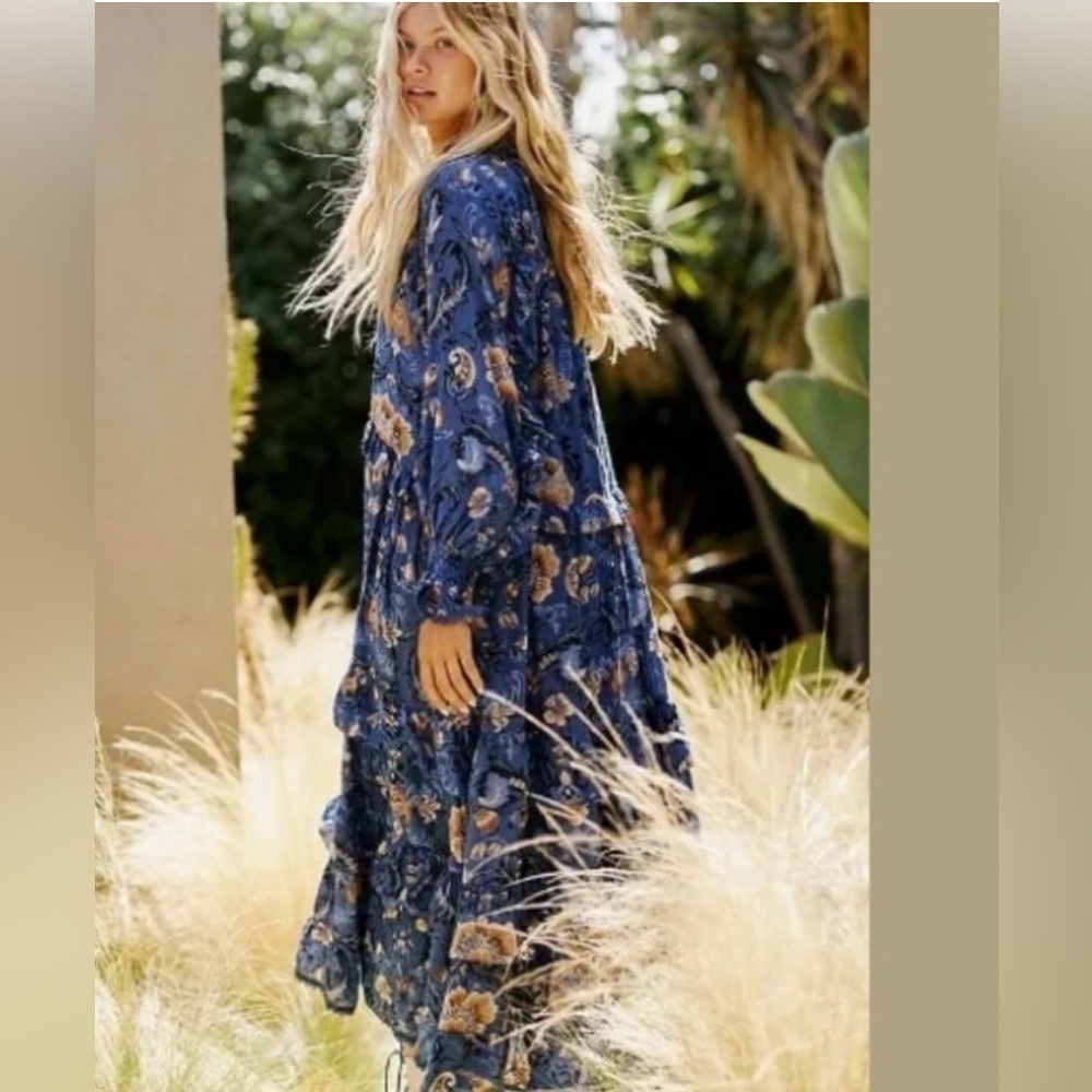 Spell Aurora Gown in blue EUC very relaxed dress - Picture 7 of 8
